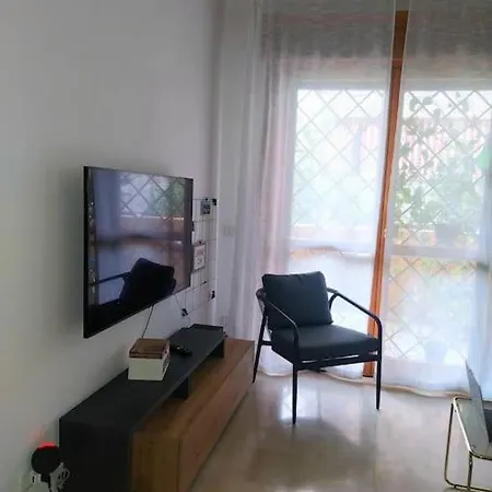 Centro Commerciale Apartment Rome